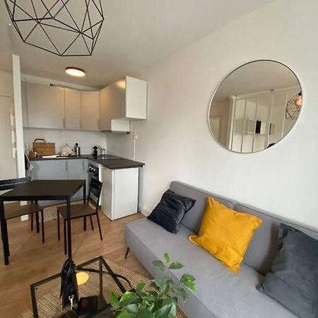 Superbe Studio Avec Parking Gratuit Sur Place Paray-Vieille-Poste Exterior photo